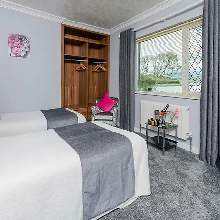 ベッド・アンド・ブレックファスト Harbour View ケンメア